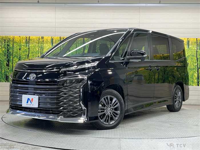 2023 Toyota Voxy