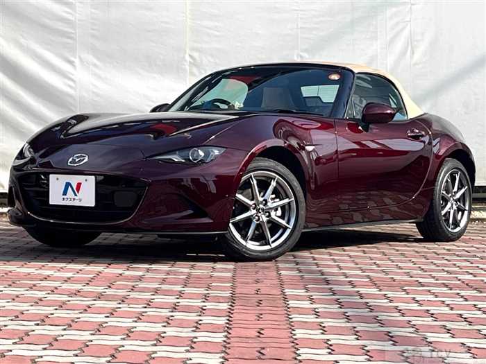 2025 Mazda Roadster