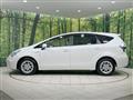 2013 Toyota PRIUS α