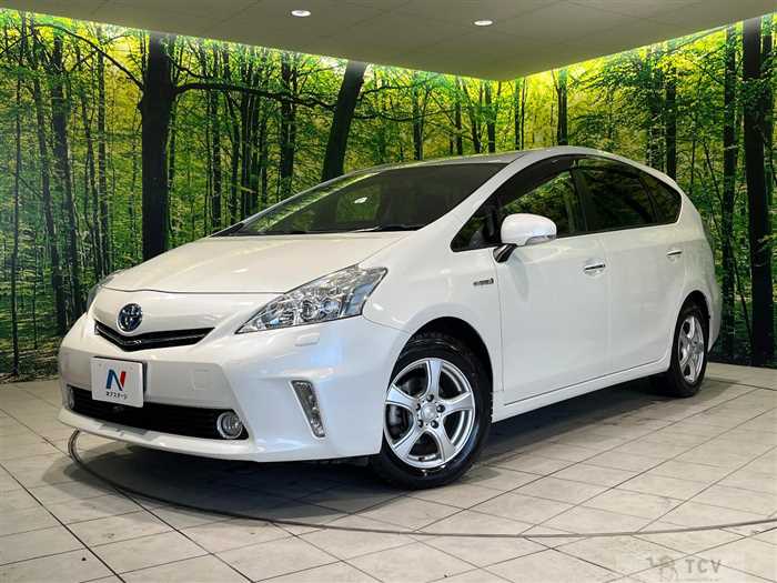 2015 Toyota PRIUS α