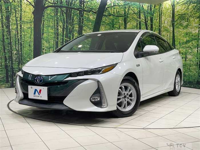 2018 Toyota Prius PHV