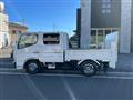 2004 Mitsubishi Canter