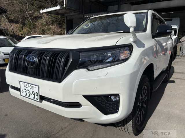 2023 Toyota Land Cruiser Prado