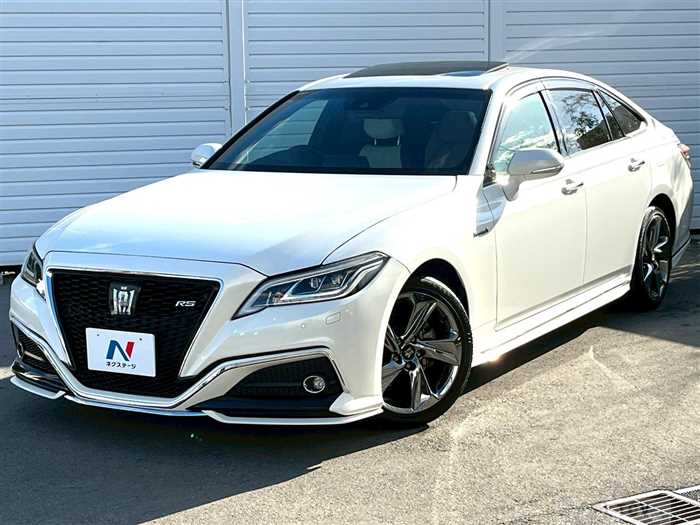 2018 Toyota Crown Hybrid