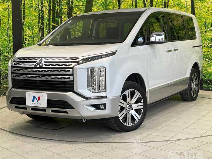 2022 Mitsubishi Delica D5