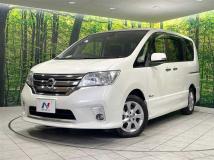 2013 Nissan Serena