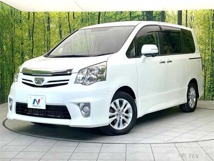 2012 Toyota Noah