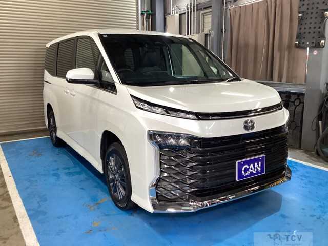 2024 Toyota Voxy