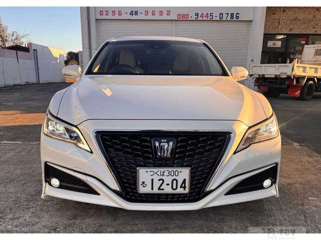 2018 Toyota Crown