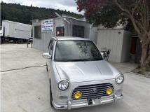 2001 Daihatsu Miragino