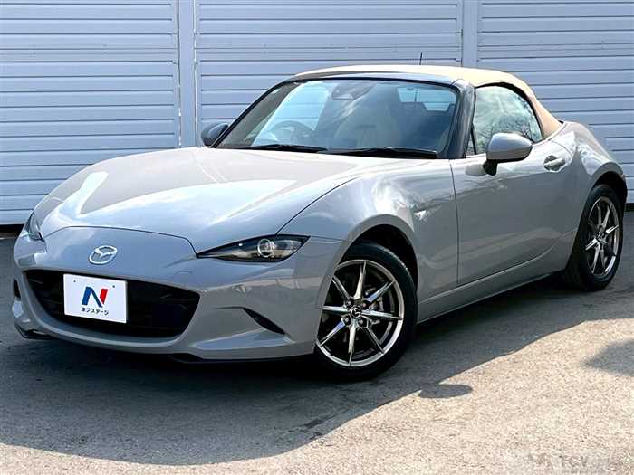 2024 Mazda Roadster