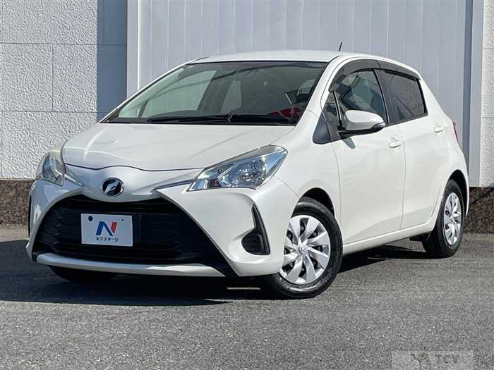2017 Toyota Vitz