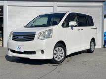2013 Toyota Noah