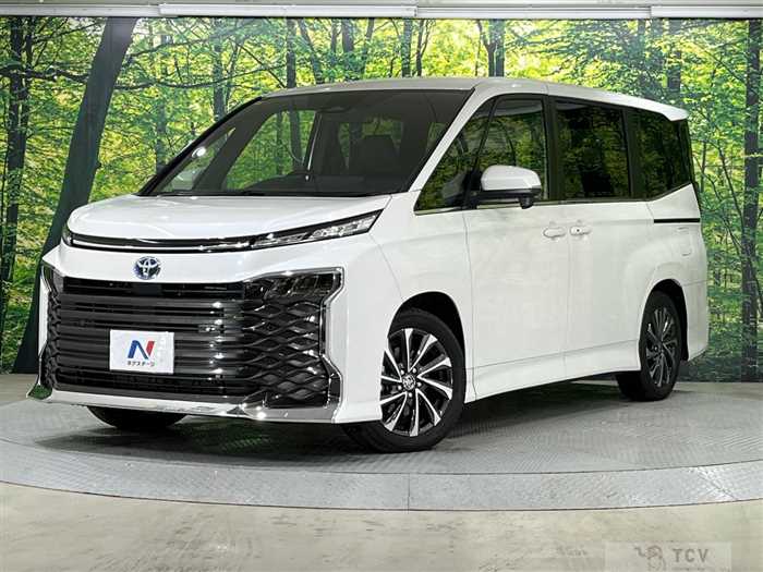 2025 Toyota Voxy