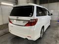 2013 Toyota Alphard G