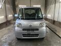2010 Daihatsu Tanto