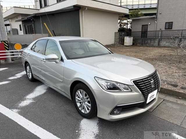 2013 Toyota Crown