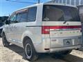 2009 Mitsubishi Delica D5