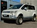 2008 Mitsubishi Delica D5