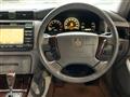 2001 Toyota Crown Majesta