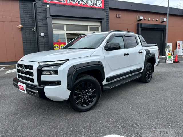 2025 Mitsubishi Triton