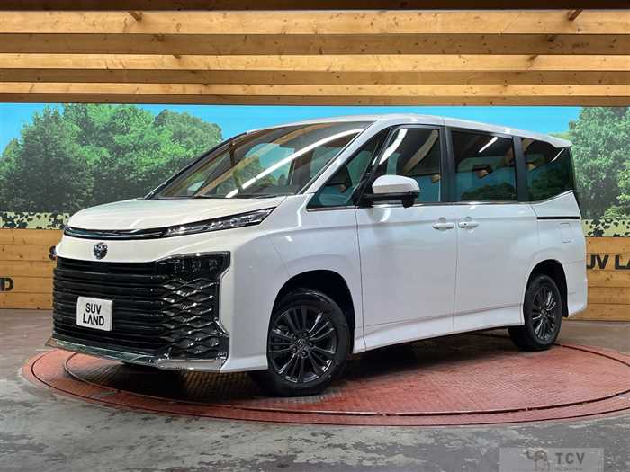 2025 Toyota Voxy