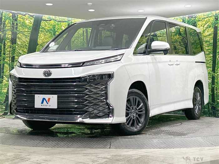 2025 Toyota Voxy