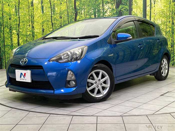 2013 Toyota AQUA
