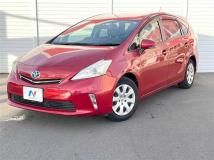 2012 Toyota PRIUS α