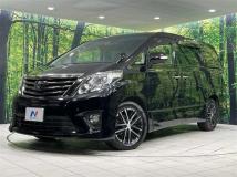 2013 Toyota Alphard