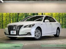 2017 Toyota Crown Hybrid
