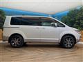 2016 Mitsubishi Delica D5