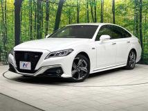 2018 Toyota Crown Hybrid