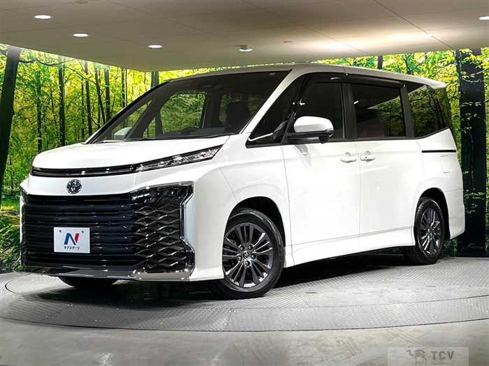 2023 Toyota Voxy