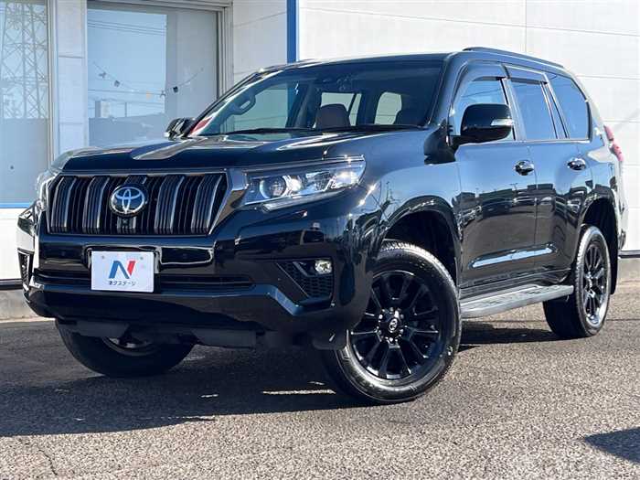 2022 Toyota Land Cruiser Prado