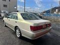 2002 Toyota Crown