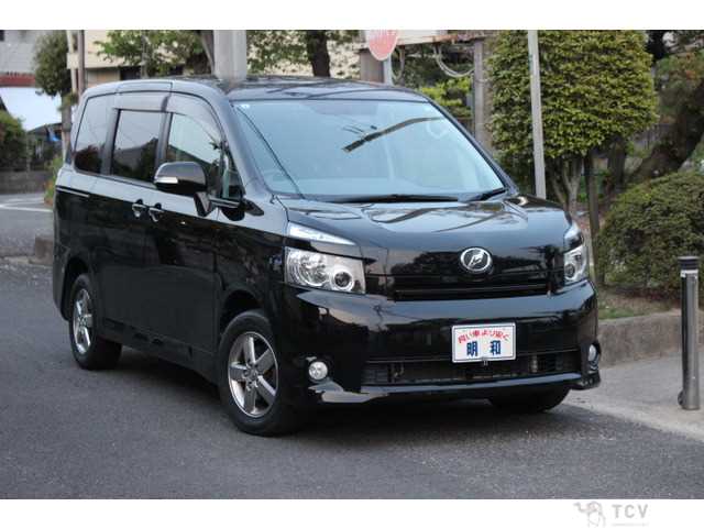 2009 Toyota Voxy