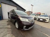 2012 Nissan Serena