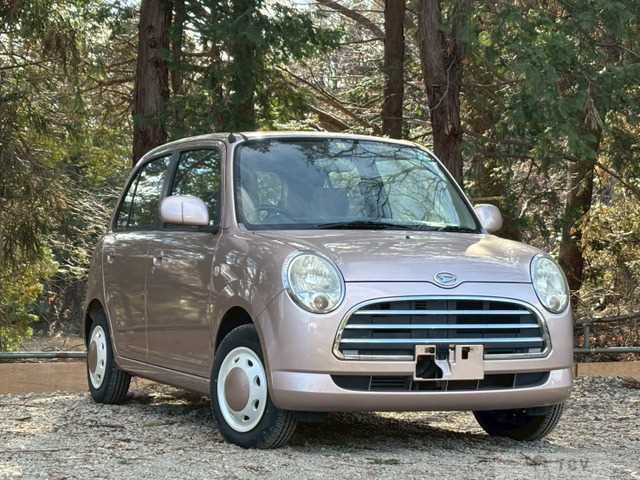 2005 Daihatsu Miragino
