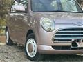 2005 Daihatsu Miragino