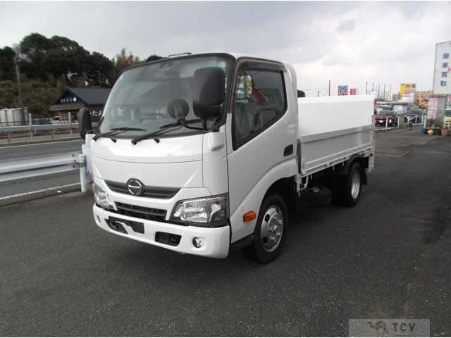 2017 Hino Dutro