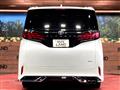 2023 Toyota Alphard Hybrid