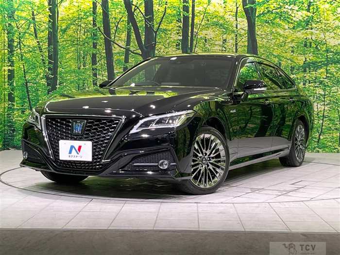 2018 Toyota Crown Hybrid