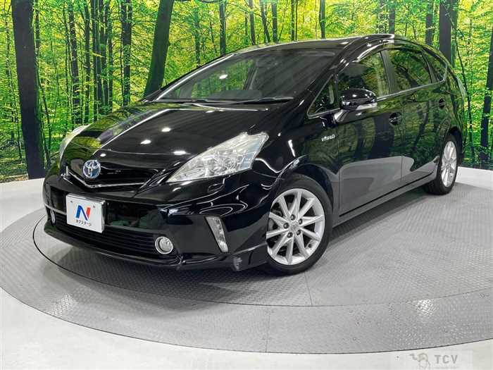 2013 Toyota PRIUS α