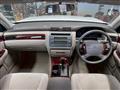 2000 Toyota Crown