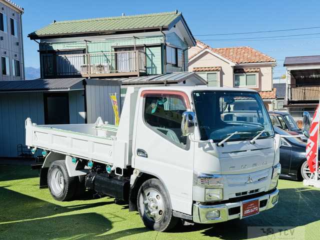 2011 Mitsubishi Canter