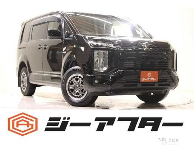 2019 Mitsubishi Delica D5