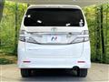 2013 Toyota Vellfire