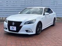 2015 Toyota Crown Hybrid