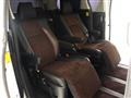 2013 Toyota Alphard G